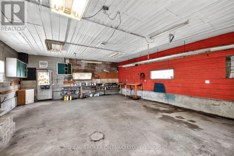 19 COLEMAN STREET, Huron East (Seaforth), Ontario, N0K1W0