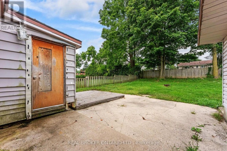 19 COLEMAN STREET, Huron East (Seaforth), Ontario, N0K1W0