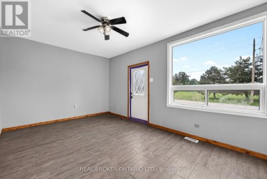 19 COLEMAN STREET Huron East (Seaforth) Ontario photo 9