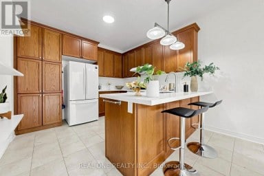 48 LANARK STREET Bradford West Gwillimbury (Bradford) Ontario photo 13