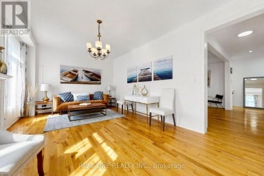 48 LANARK STREET Bradford West Gwillimbury (Bradford) Ontario photo 8