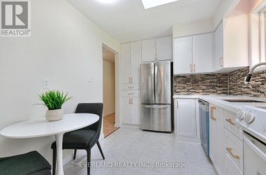 52 FAIRGLEN AVENUE Toronto (L'Amoreaux) Ontario photo 14