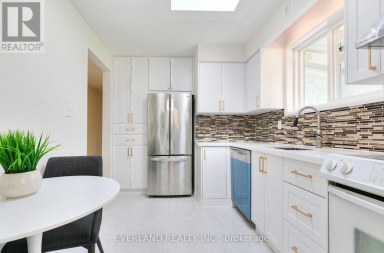 52 FAIRGLEN AVENUE Toronto (L'Amoreaux) Ontario photo 15