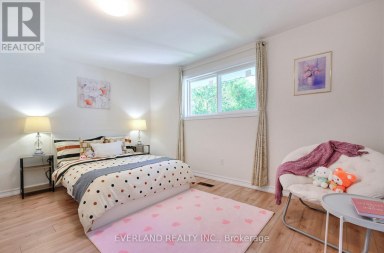 52 FAIRGLEN AVENUE Toronto (L'Amoreaux) Ontario photo 17