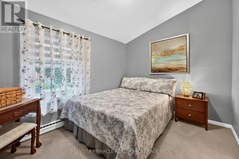 7 ARBOUR GLEN CRESCENT, London East (East A), Ontario, N5Y1Z9