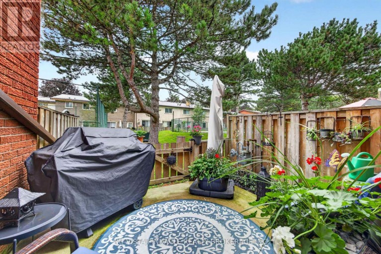 7 ARBOUR GLEN CRESCENT, London East (East A), Ontario, N5Y1Z9