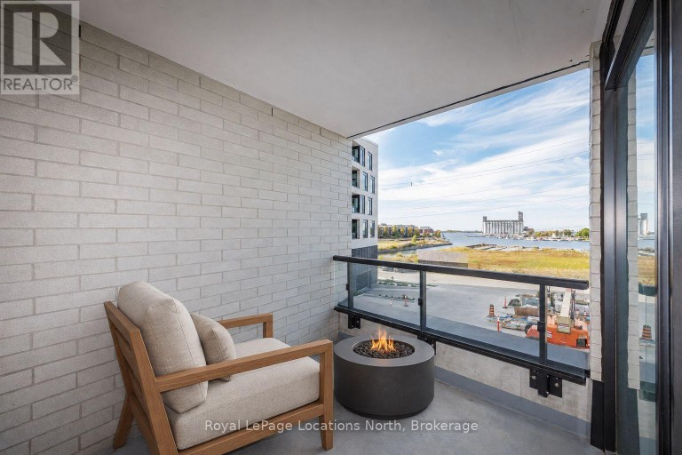 203 - 31 HURON STREET, Collingwood, Ontario, L9Y5T7