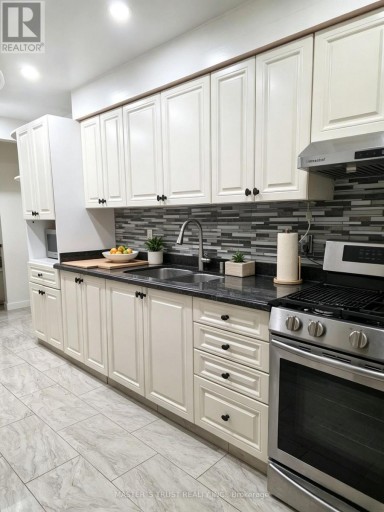 22 O'HALLORAN CRESCENT, Toronto (Milliken), Ontario, M1V2C3