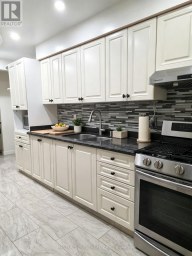 22 O'HALLORAN CRESCENT Toronto (Milliken) Ontario photo 4