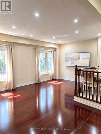 22 O'HALLORAN CRESCENT, Toronto (Milliken), Ontario, M1V2C3