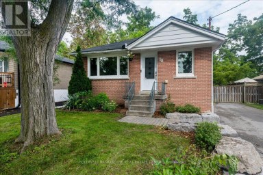 18 AGNES STREET Barrie (Wellington) Ontario photo 1