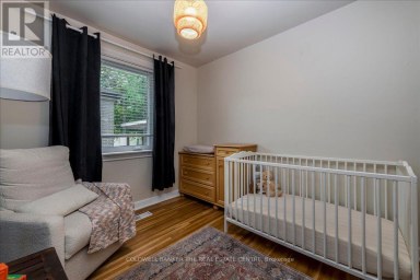 18 AGNES STREET Barrie (Wellington) Ontario photo 13