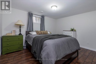 18 AGNES STREET Barrie (Wellington) Ontario photo 20