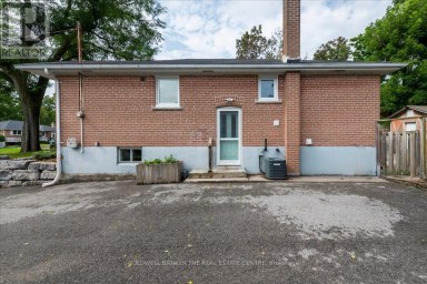 18 AGNES STREET Barrie (Wellington) Ontario photo 23
