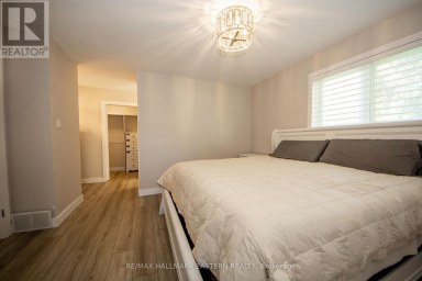 36 RUSSELL HILL ROAD Kawartha Lakes (Bobcaygeon) Ontario photo 13