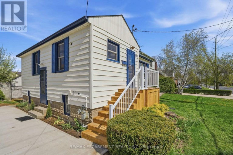 894 GARTH STREET, Hamilton (Westcliffe), Ontario, L9G4K9
