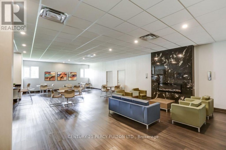 1406 - 299 MILL ROAD, Toronto (Markland Wood), Ontario, M9C4V9