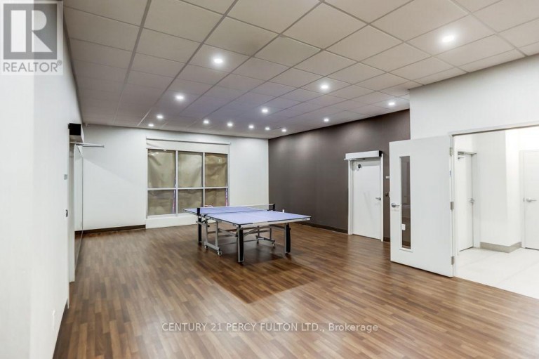 1406 - 299 MILL ROAD, Toronto (Markland Wood), Ontario, M9C4V9