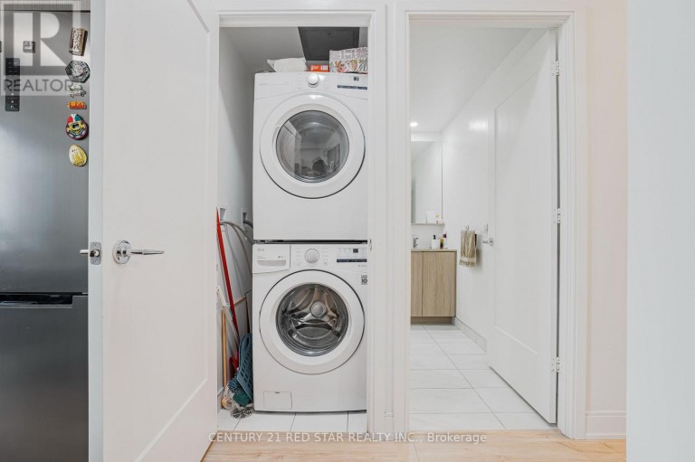 316 - 65 ANNIE CRAIG DRIVE, Toronto (Mimico), Ontario, M8V0G3