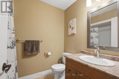 28 FREEDOM CRESCENT Quinte West (Sidney Ward) Ontario photo 21