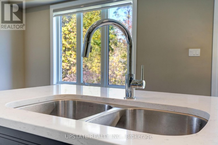 2694 BOBOLINK LANE, London South (South U), Ontario, N6M0J9