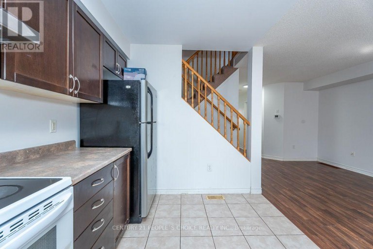 129 SYDENHAM WELLS SQUARE, Barrie (Georgian Drive), Ontario, L4M6T3