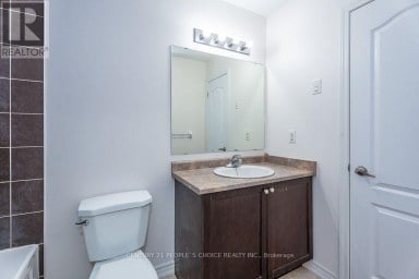 129 SYDENHAM WELLS SQUARE Barrie (Georgian Drive) Ontario photo 19