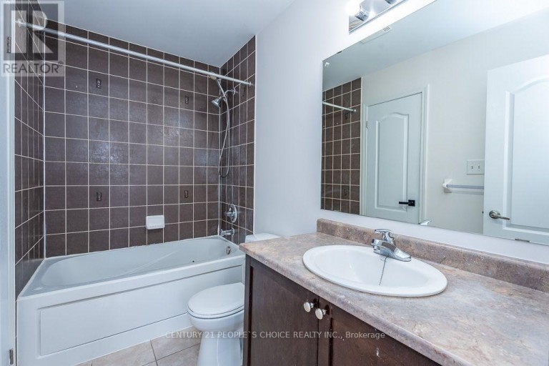 129 SYDENHAM WELLS SQUARE, Barrie (Georgian Drive), Ontario, L4M6T3