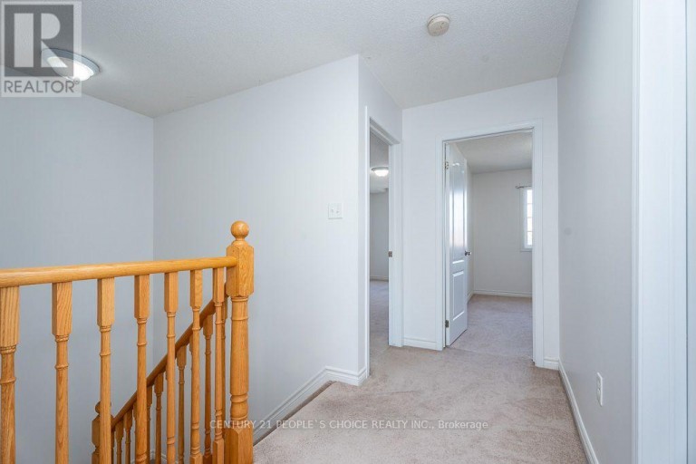129 SYDENHAM WELLS SQUARE, Barrie (Georgian Drive), Ontario, L4M6T3