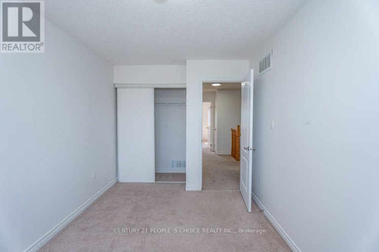 129 SYDENHAM WELLS SQUARE, Barrie (Georgian Drive), Ontario, L4M6T3
