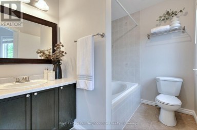 38 WILKINS CRESCENT Clarington (Courtice) Ontario photo 16