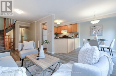 38 WILKINS CRESCENT Clarington (Courtice) Ontario photo 2