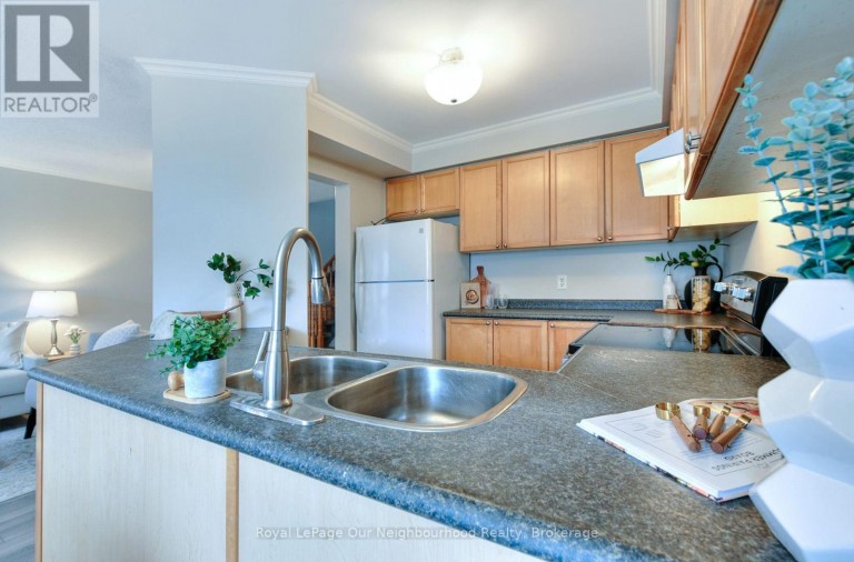 38 WILKINS CRESCENT, Clarington (Courtice), Ontario, L1E3B8
