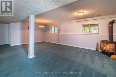 30 CHARLES STREET Penetanguishene Ontario photo 30