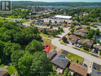 30 CHARLES STREET Penetanguishene Ontario photo 41