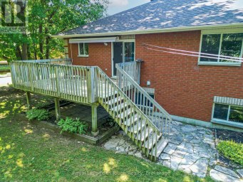 30 CHARLES STREET Penetanguishene Ontario photo 5