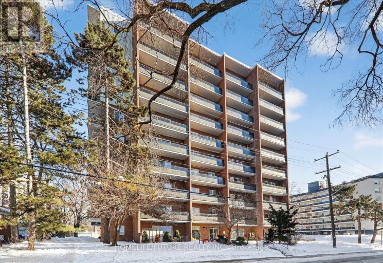 704 - 15 ELIZABETH STREET N, Mississauga (Port Credit), Ontario, L5G2Z3