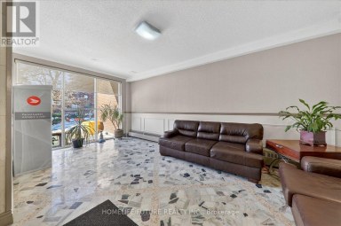 704 - 15 ELIZABETH STREET N Mississauga (Port Credit) Ontario photo 6