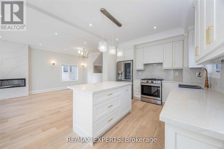 55 MUIR AVENUE, Toronto (Humber Summit), Ontario, M9L1H5