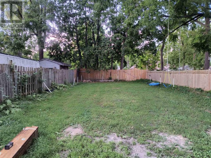127 WELLINGTON STREET E, Chatham-Kent (Chatham), Ontario, N7M3P2