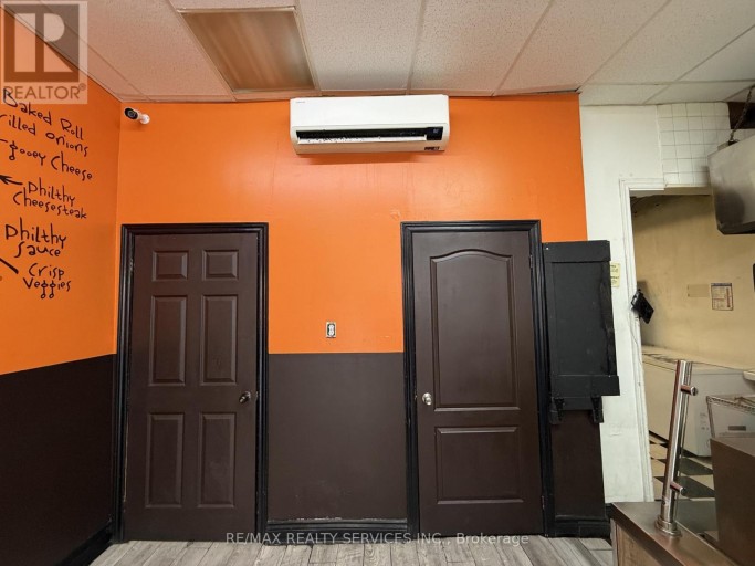 98 DUNLOP STREET E, Barrie (City Centre), Ontario, L4M1A4