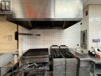 98 DUNLOP STREET E Barrie (City Centre) Ontario photo 8