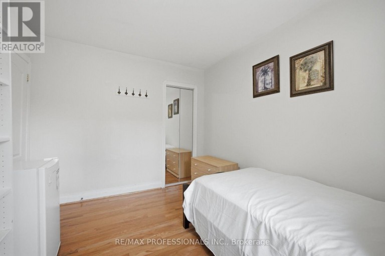53 WILMAR ROAD, Toronto (Islington-City Centre West), Ontario, M9B3R8