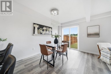26 NEWSTEAD ROAD Brant (Paris) Ontario photo 17
