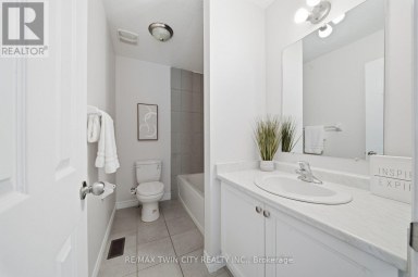 26 NEWSTEAD ROAD Brant (Paris) Ontario photo 28