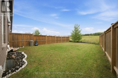 26 NEWSTEAD ROAD Brant (Paris) Ontario photo 34