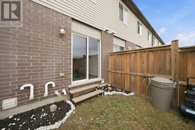 26 NEWSTEAD ROAD Brant (Paris) Ontario photo 36