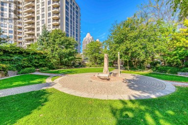 1433 - 3888 DUKE OF YORK BOULEVARD Mississauga (City Centre) Ontario photo 30