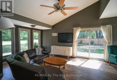 74 OXBOW PARK DRIVE Wasaga Beach Ontario photo 5
