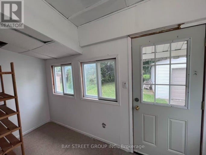 125 BROADWAY AVENUE, Hamilton (Ainslie Wood), Ontario, L8S2W2